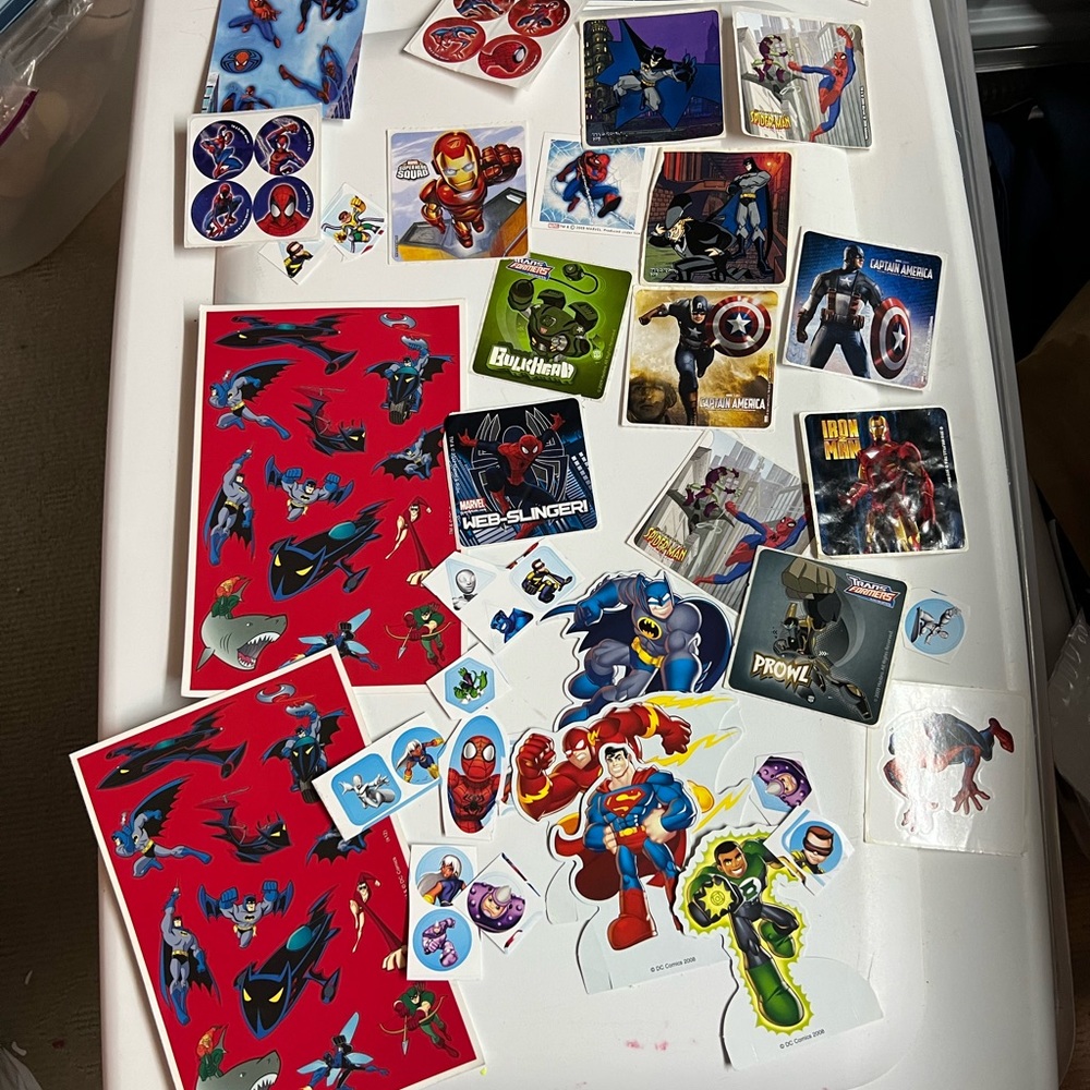 SUPERHERO STICKERS & TEMPORARY TATTOOS